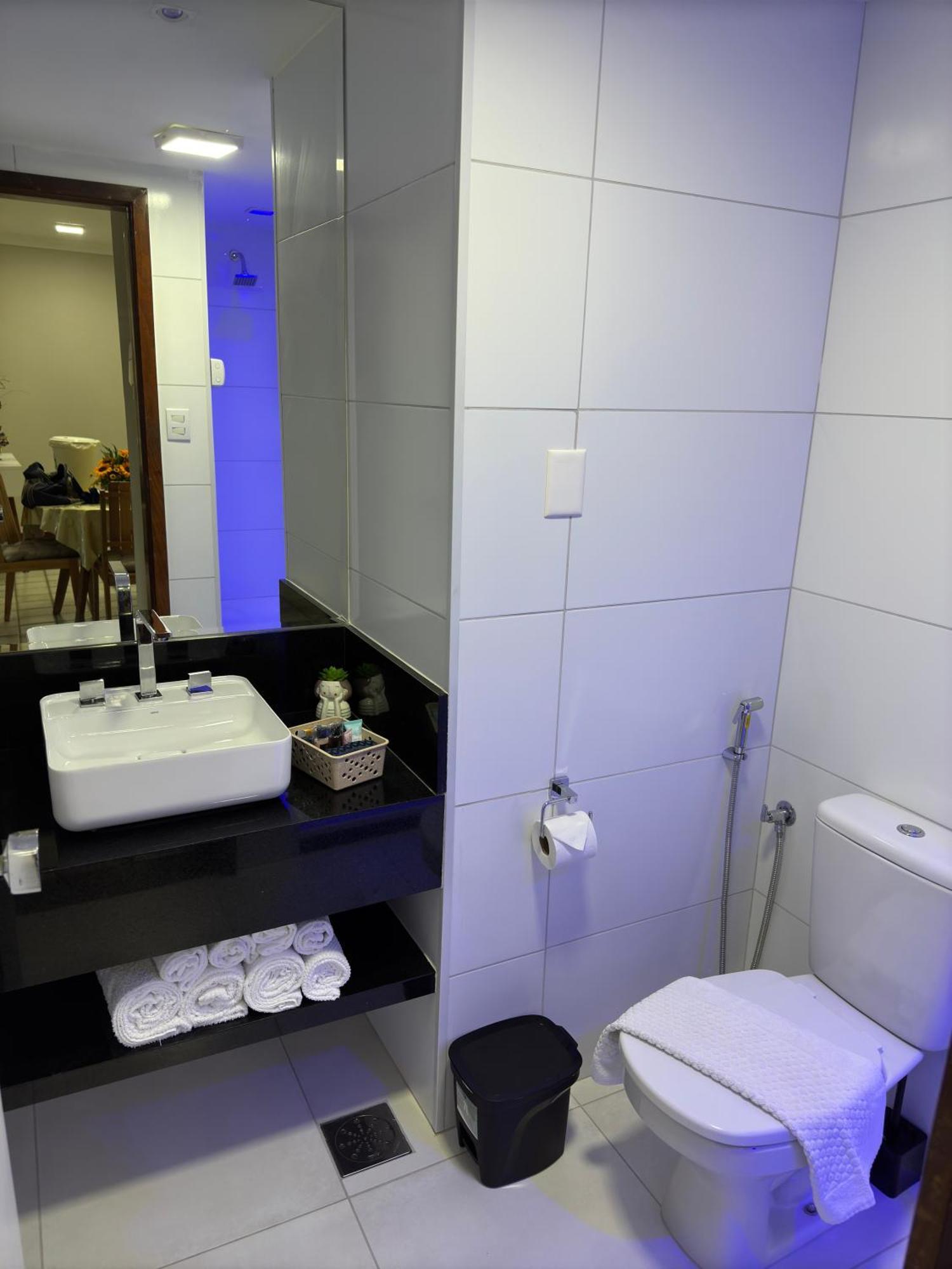 Confortavel Apto, Piscina, Camareira Barra/ondina