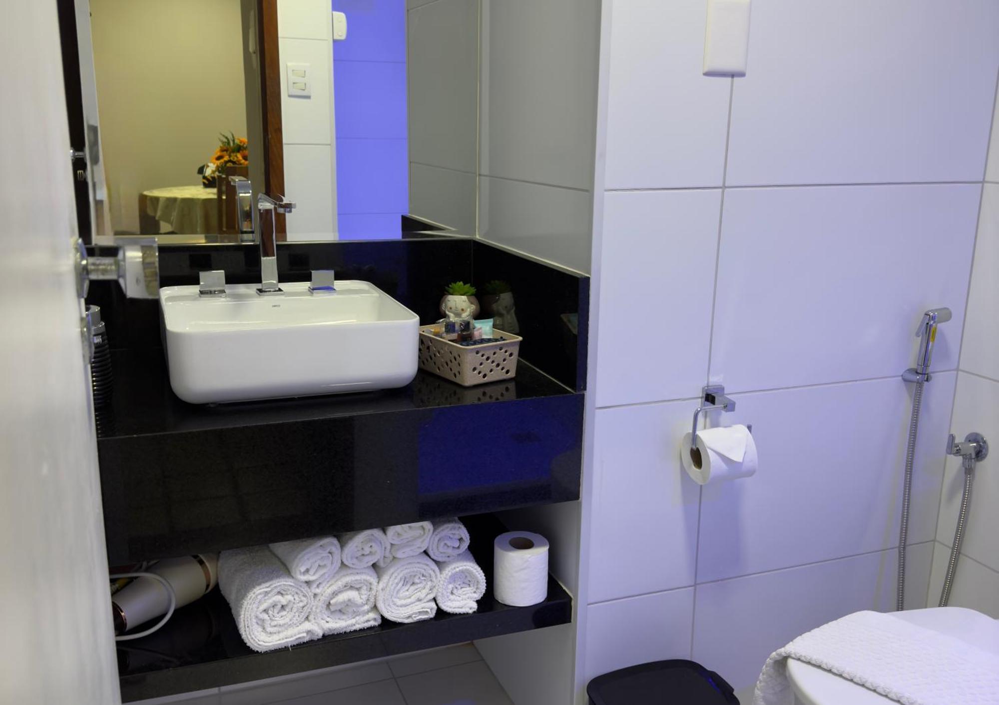 Apartment Confortavel Apto, Piscina, Camareira Barra/ondina Salvador