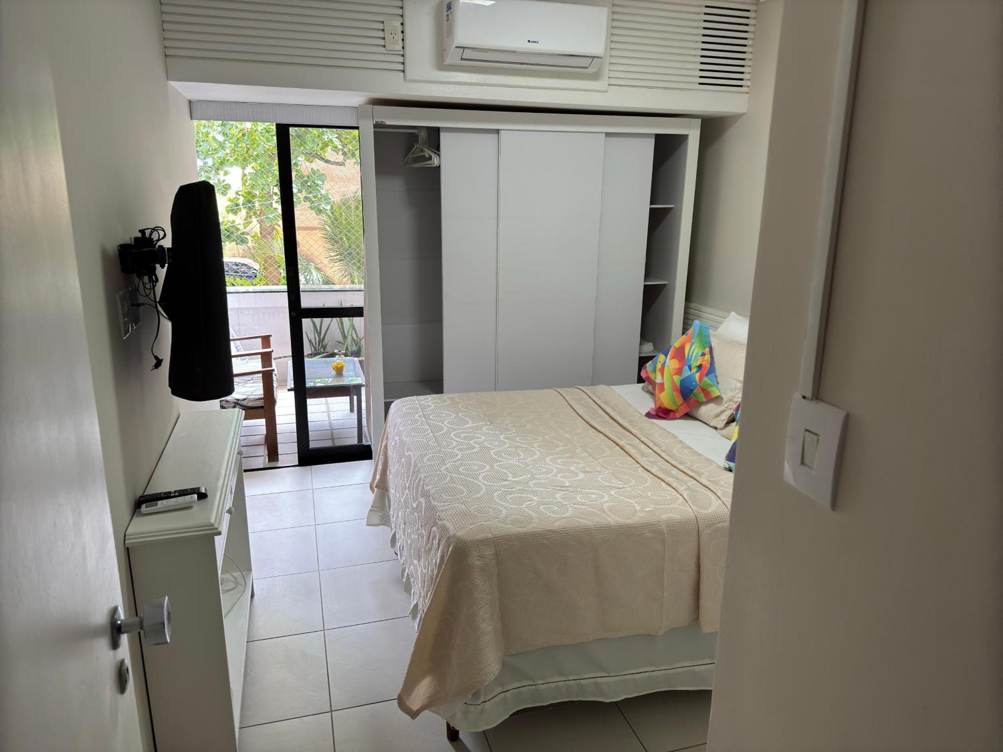 Apartment Confortavel Apto, Piscina, Camareira Barra/ondina