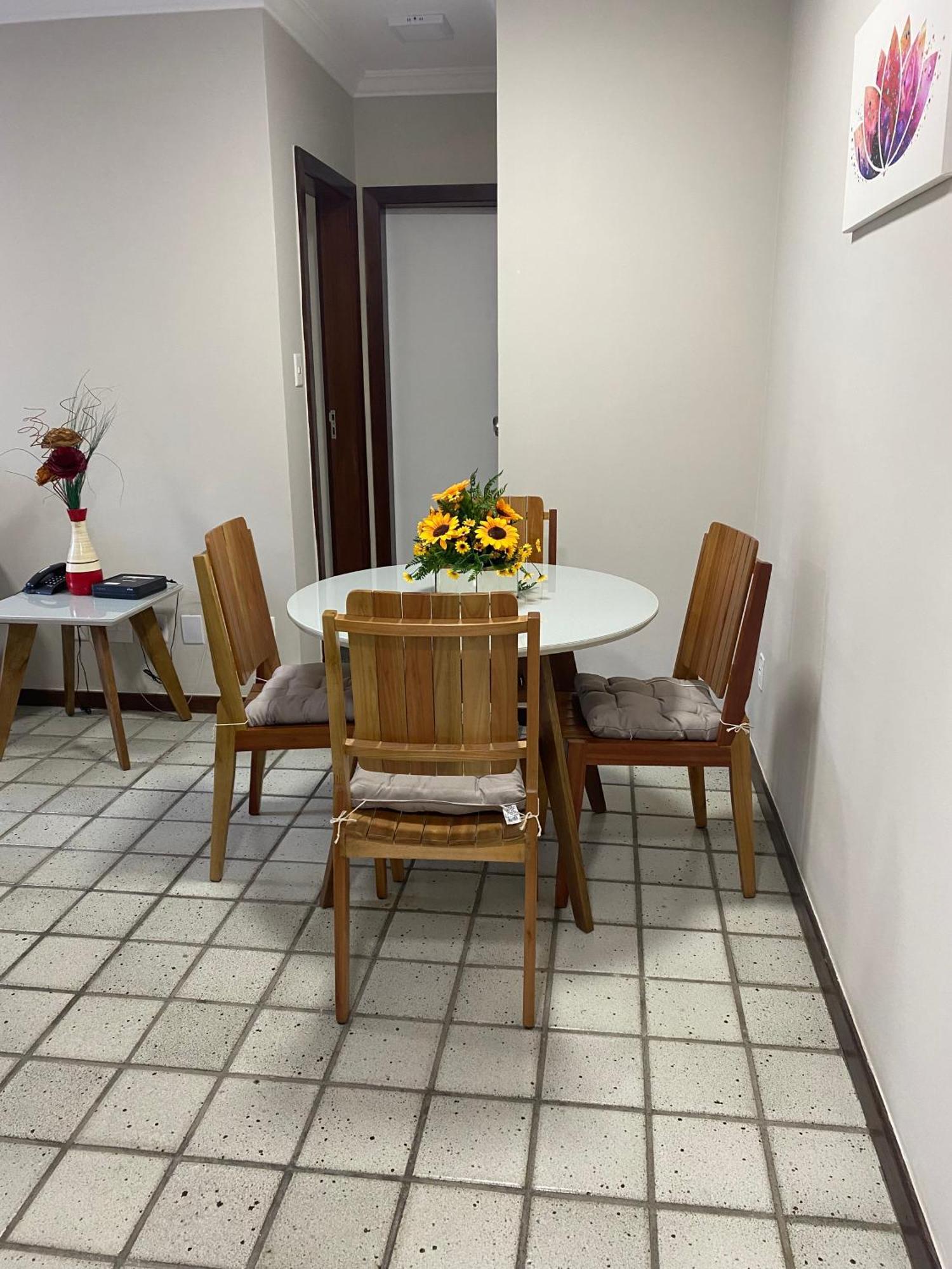 Confortavel Apto, Piscina, Camareira Barra/ondina Apartment Salvador